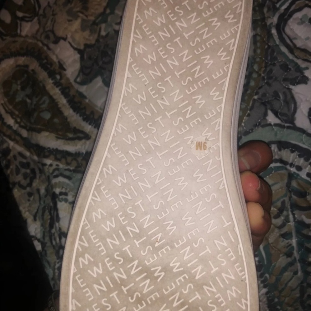 Shoes - Picture 3 of 5
